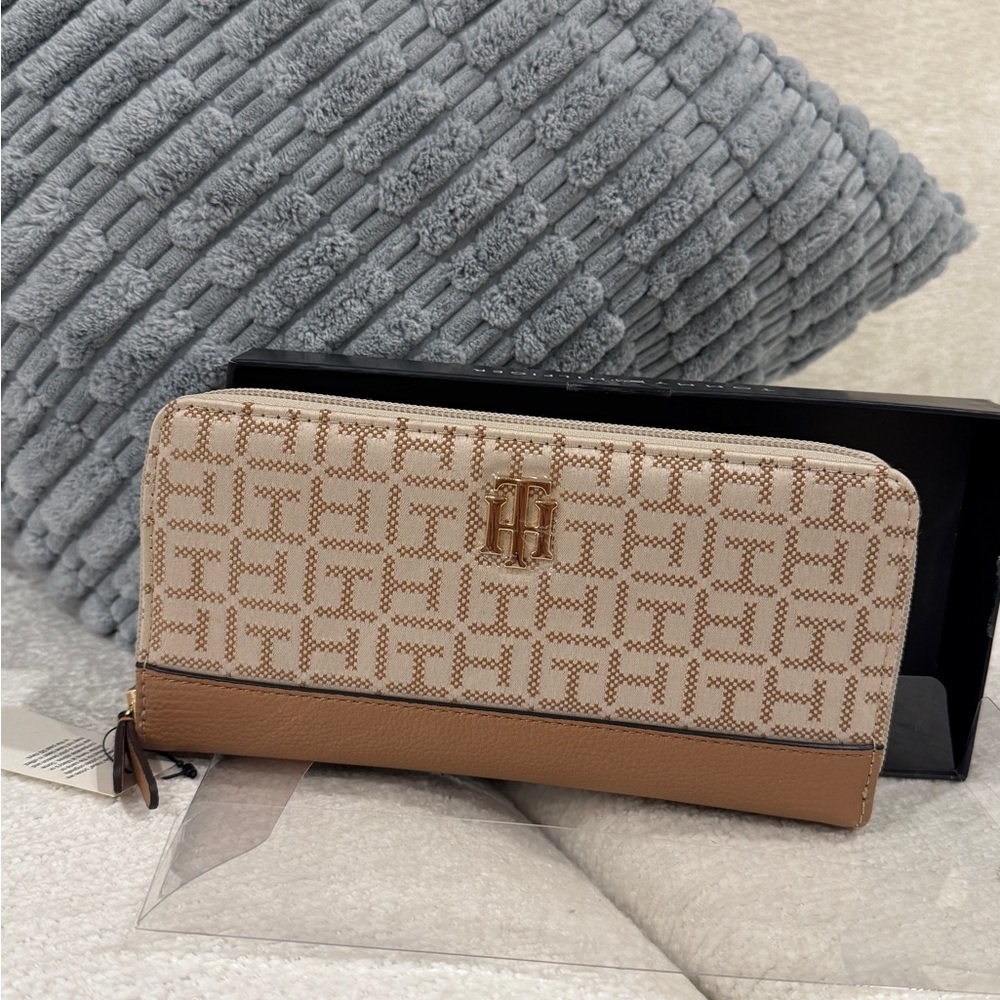 Tommy Hilfiger Beige and Brown Monogram Wallet
